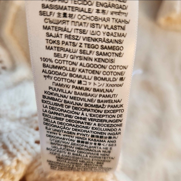 Ivory Ruffled Hem Cable Knit Sweater - Picture 8 of 8